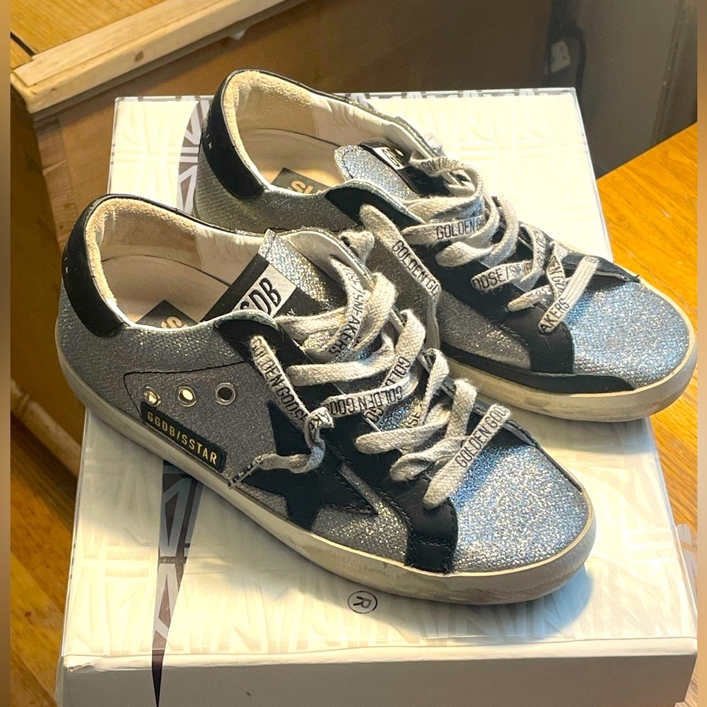 Golden Goose Shoes Superstar Silver Glitter Sneakers with Black Star - Picture 6 of 13